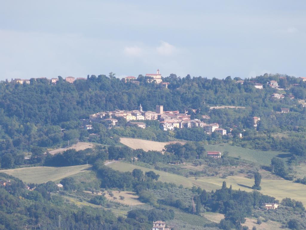 B&B La Torretta Tavullia Bagian luar foto