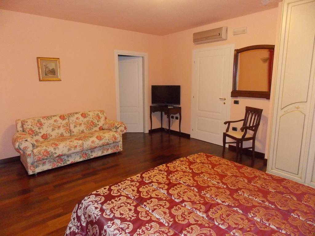 B&B La Torretta Tavullia Bagian luar foto